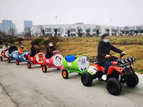 网红无轨小火车