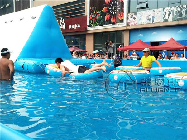 水上闯关