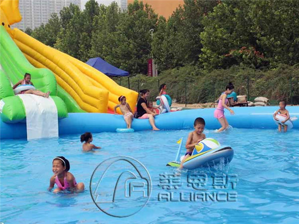 动漫水上乐园项目